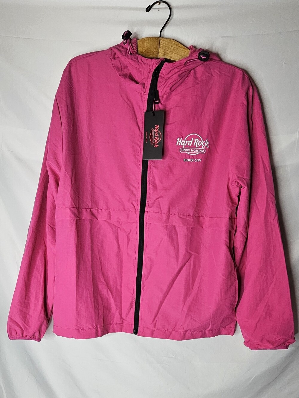 Hard Rock Cafe Hotel Sioux City Windbreaker Jacket Pink Hooded Womens Medium NWT